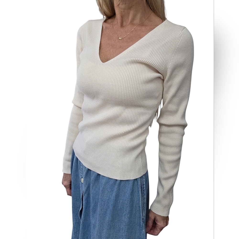 & Other Stories Ribbed Knit V Neck Top S Cream Fitted Long Sleeve Minimalist